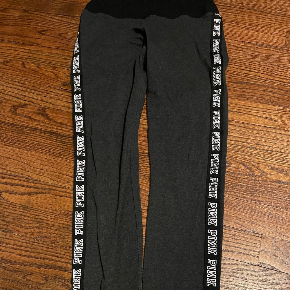 Victoria’s Secret - pink yoga leggings